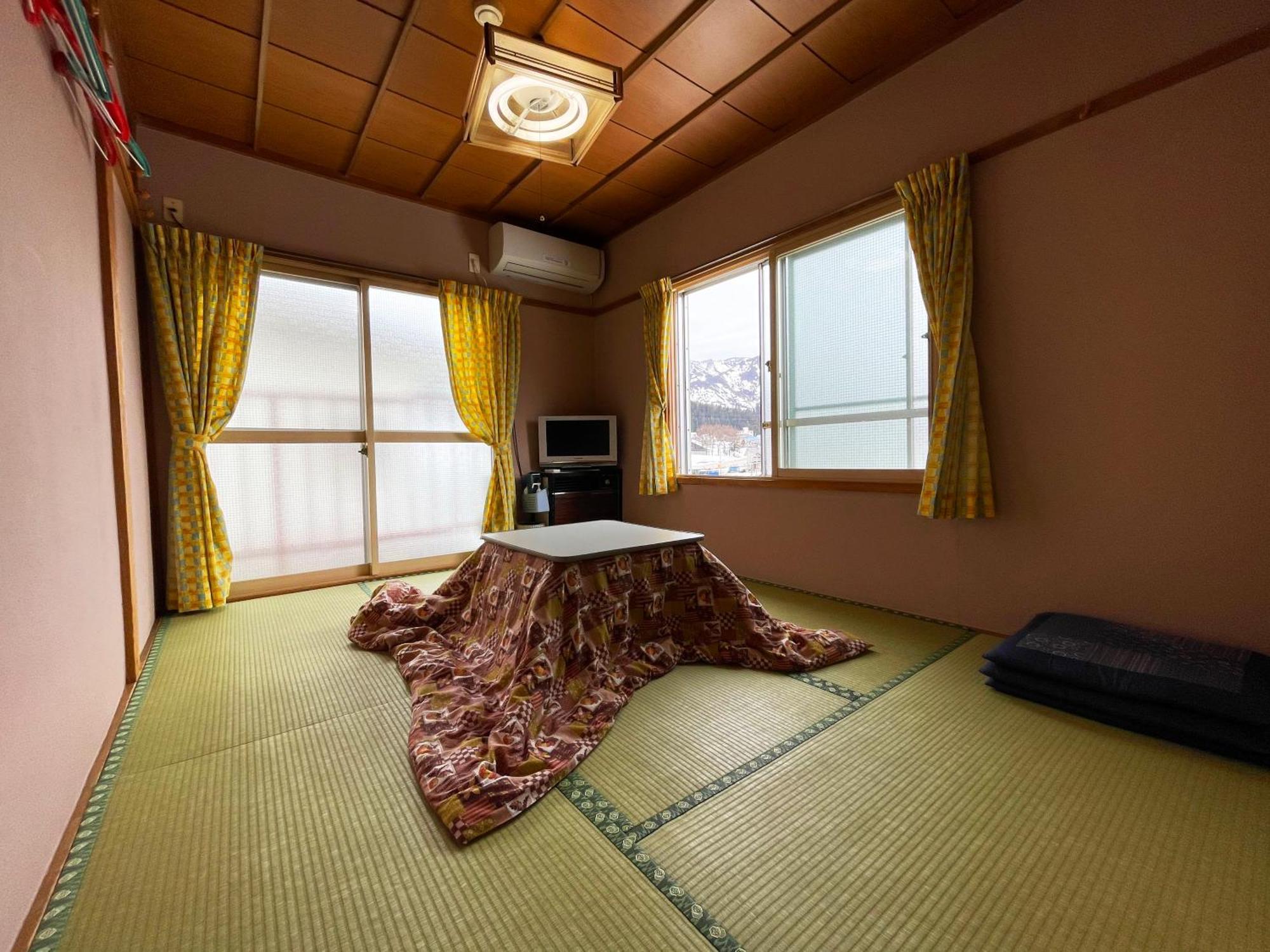 Mistral Hotel Minamiuonuma Exterior photo